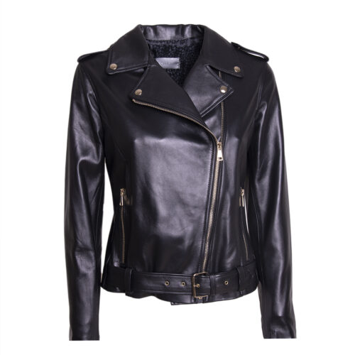 Biker in pelle slim