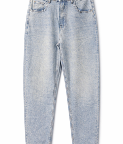 Mom fit jeans